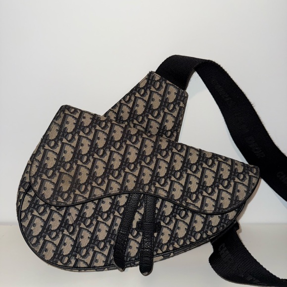 Dior Messenger Bag - Picture 8 of 8